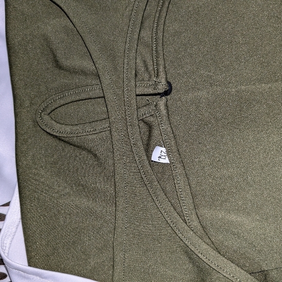 Green and White Patterned Women's Dress - Picture 5 of 10